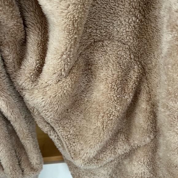 VICI Hooded Oversized Fleece Teddy Jacket - Picture 6 of 6